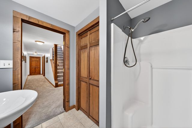120 Lemon LN, Hardy, VA 24101