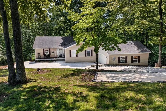 120 Lemon LN, Hardy, VA 24101