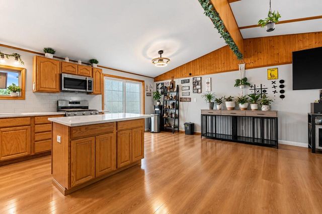 1644 Warwick WAY, Mount Pleasant, WI 53406