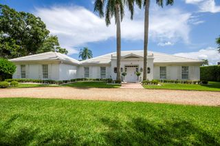 10182 SE Acorn Way, Jupiter, FL 33469