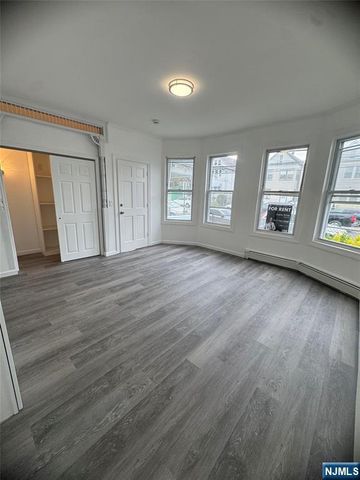 71-73 Madison Avenue 1, Paterson, NJ 07524