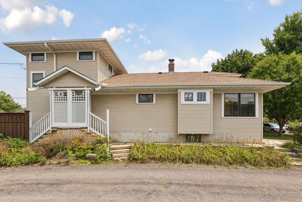 2043 Berkeley Avenue, Saint Paul, MN 55105 — photo 4
