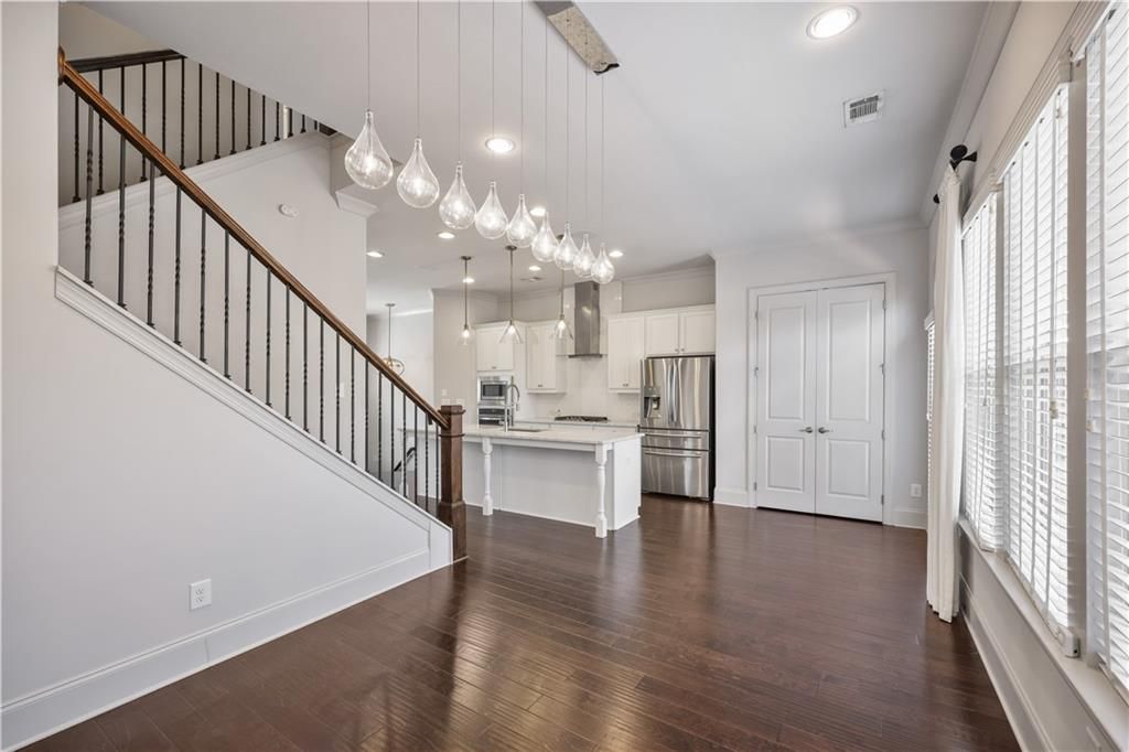 Image 14 of property listing at 2142 Coventry Drive, Atlanta, GA 30319