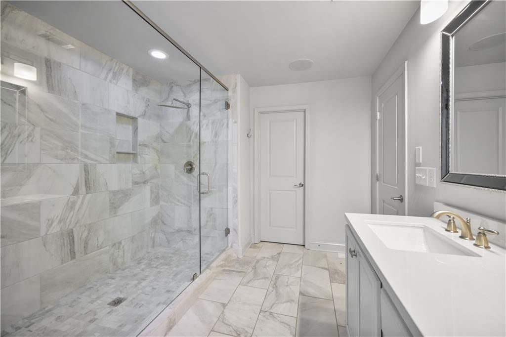 Image 23 of property listing at 2142 Coventry Drive, Atlanta, GA 30319