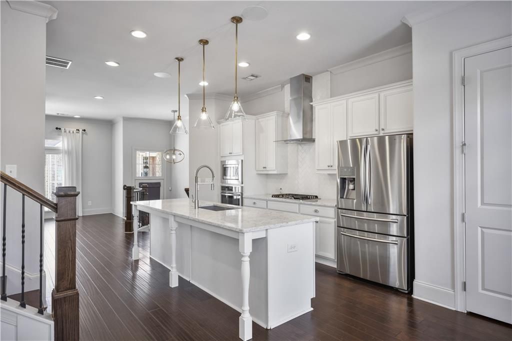 Image 7 of property listing at 2142 Coventry Drive, Atlanta, GA 30319
