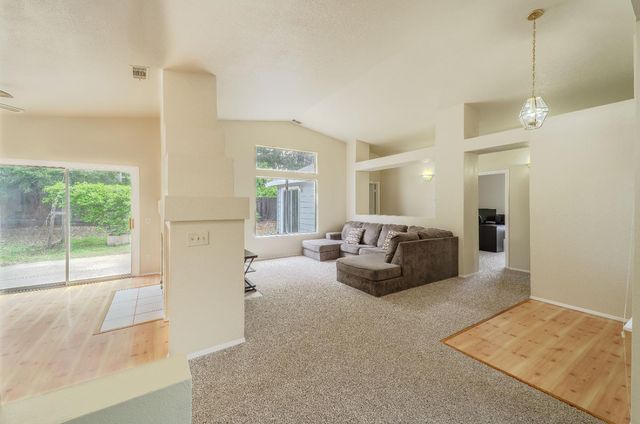 8515 Gibbs Way, Sacramento, CA 95823