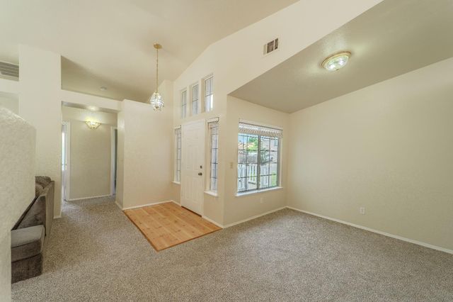 8515 Gibbs Way, Sacramento, CA 95823