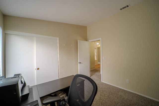 8515 Gibbs Way, Sacramento, CA 95823