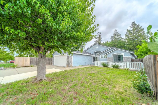8515 Gibbs Way, Sacramento, CA 95823