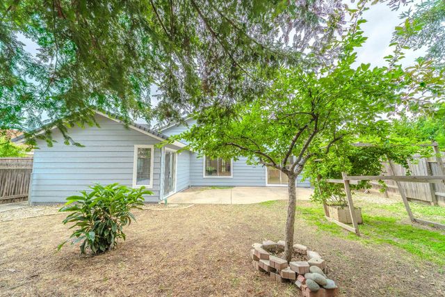 8515 Gibbs Way, Sacramento, CA 95823