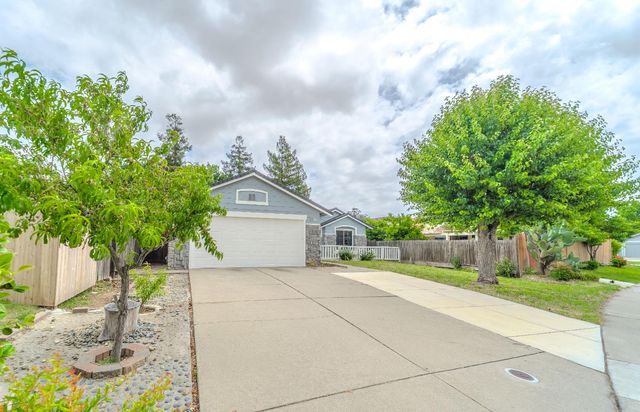 8515 Gibbs Way, Sacramento, CA 95823