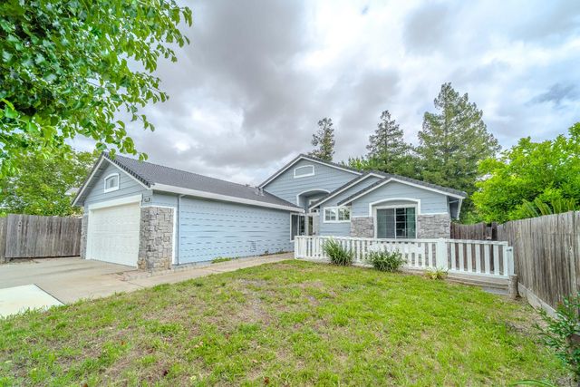 8515 Gibbs Way, Sacramento, CA 95823