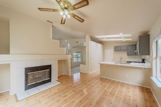 8515 Gibbs Way, Sacramento, CA 95823