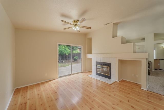 8515 Gibbs Way, Sacramento, CA 95823