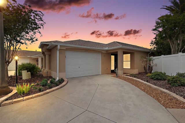 1887 LOADSTAR AVENUE, The Villages, FL 32162