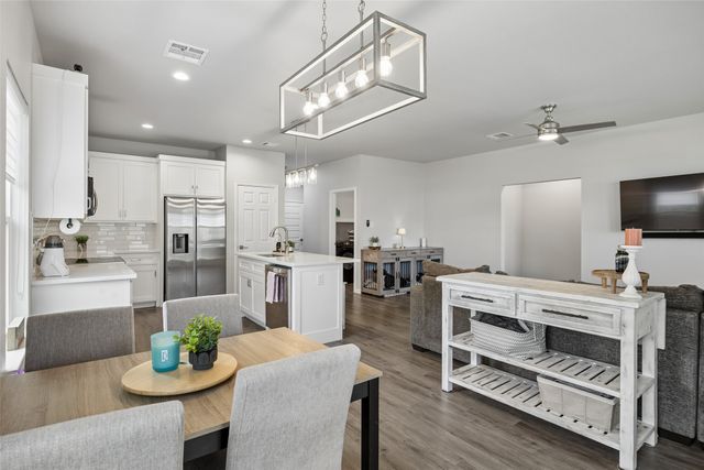 4945 Ramey Avenue, Fort Worth, TX 76105