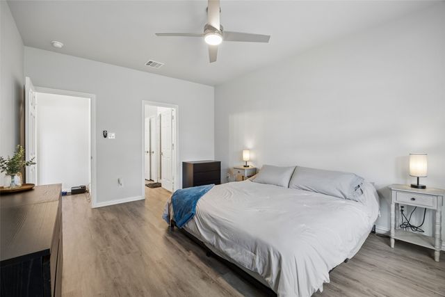 4945 Ramey Avenue, Fort Worth, TX 76105