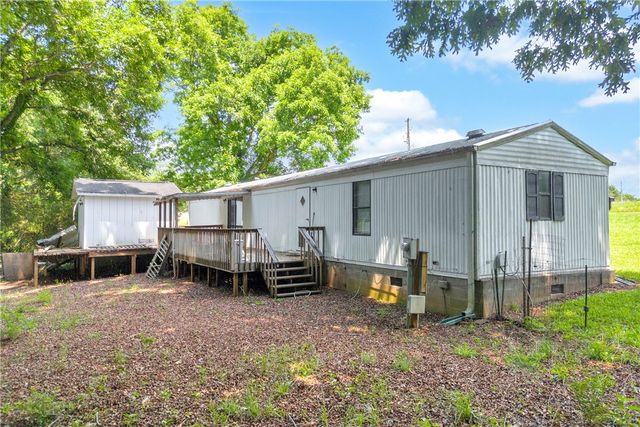 150 Newberry Road, Walhalla, SC 29691