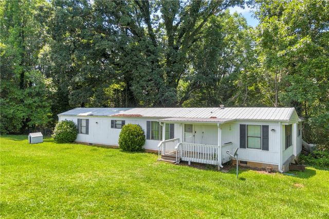 150 Newberry Road, Walhalla, SC 29691