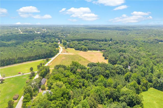 150 Newberry Road, Walhalla, SC 29691