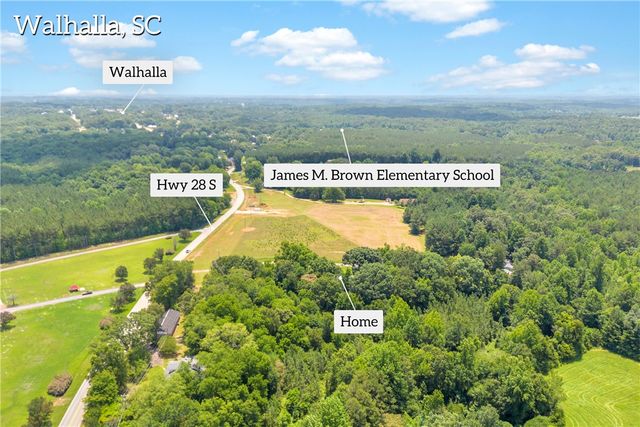 150 Newberry Road, Walhalla, SC 29691