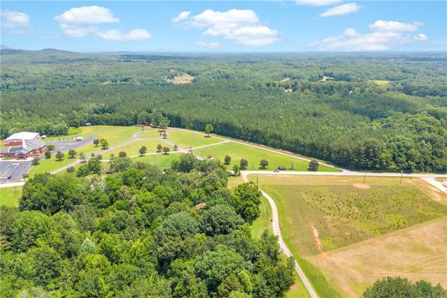 150 Newberry Road, Walhalla, SC 29691