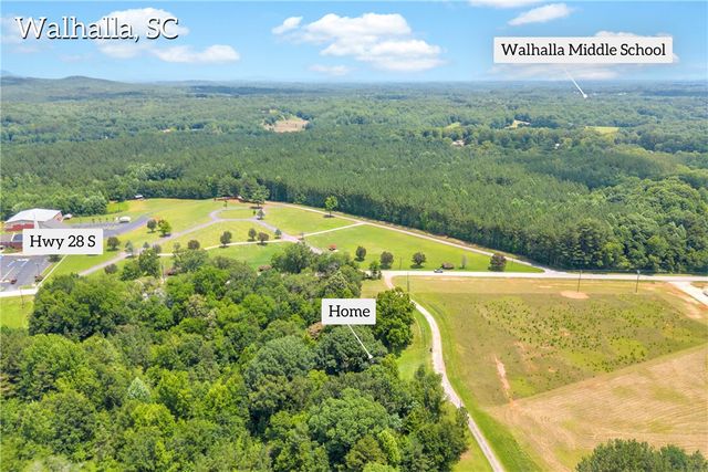 150 Newberry Road, Walhalla, SC 29691