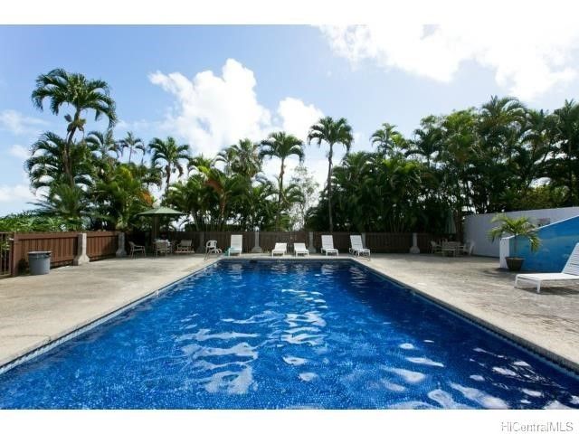 51-636 Kamehameha Highway 522, Kaaawa, HI 96730