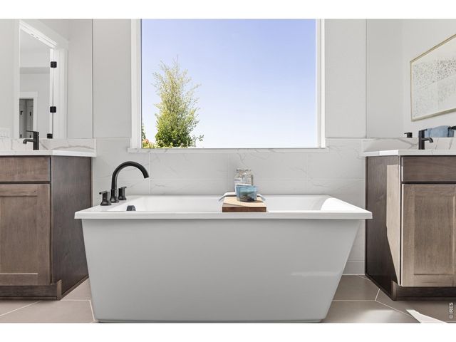 1819 Vista Valley Dr, Windsor, CO 80550