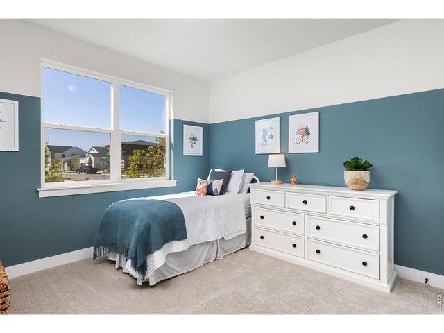 1819 Vista Valley Dr, Windsor, CO 80550