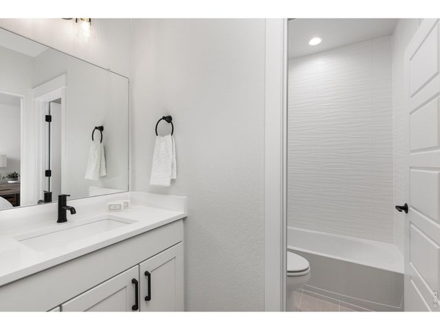 1819 Vista Valley Dr, Windsor, CO 80550