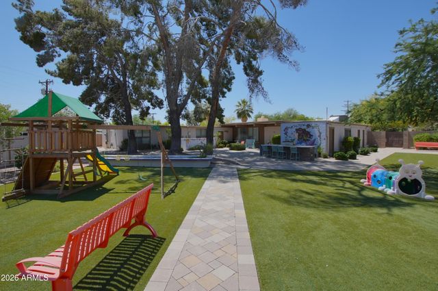 8204 E MONTEREY Way, Scottsdale, AZ 85251