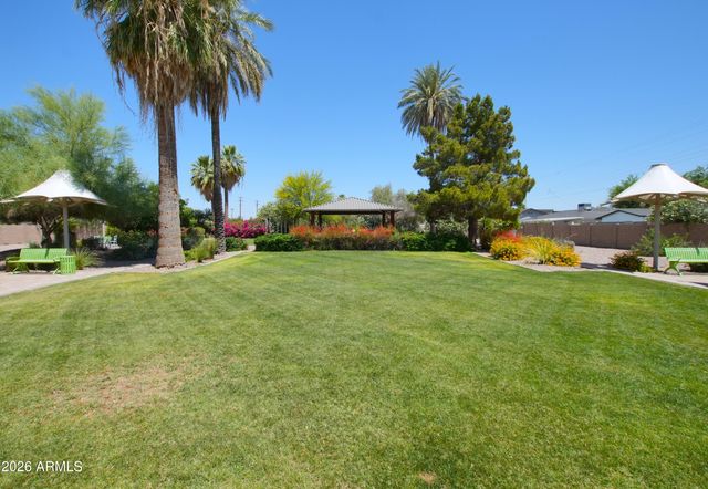 8204 E MONTEREY Way, Scottsdale, AZ 85251