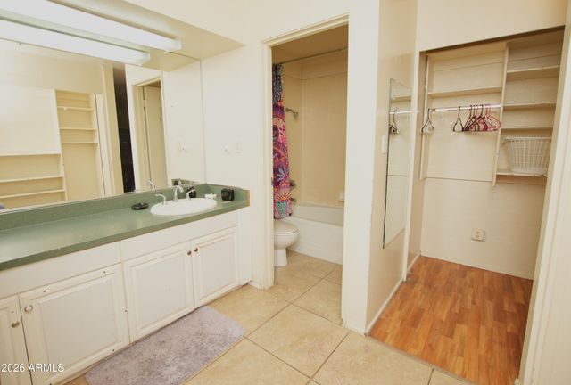 8204 E MONTEREY Way, Scottsdale, AZ 85251