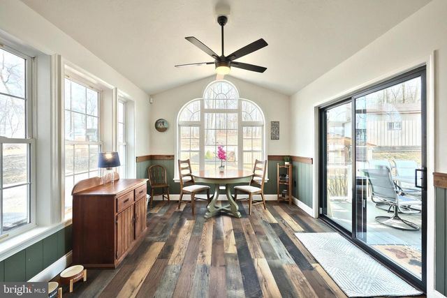 5010 ARNOLD RD, Glenville, PA 17329