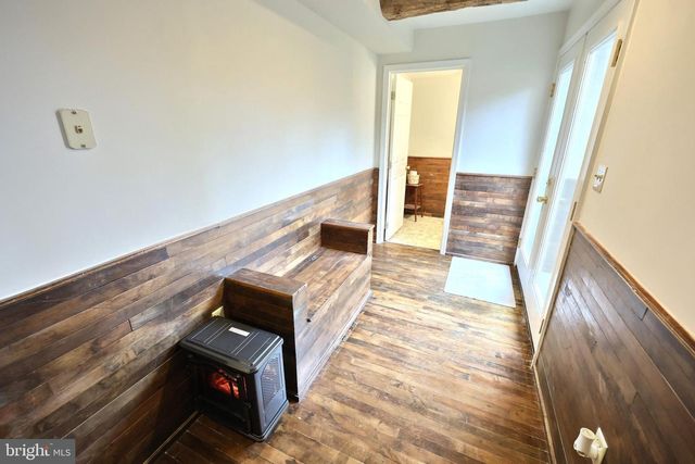 5010 ARNOLD RD, Glenville, PA 17329