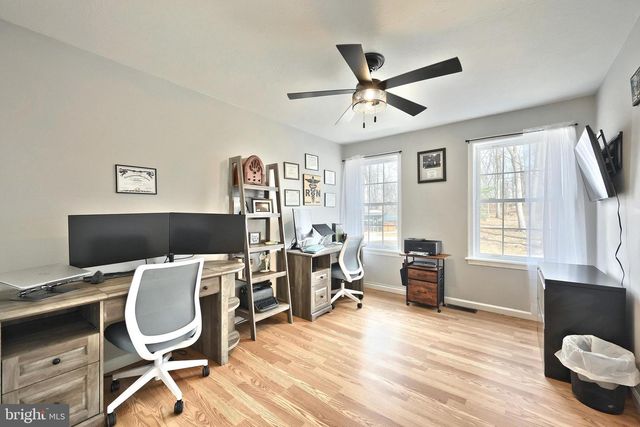 5010 ARNOLD RD, Glenville, PA 17329