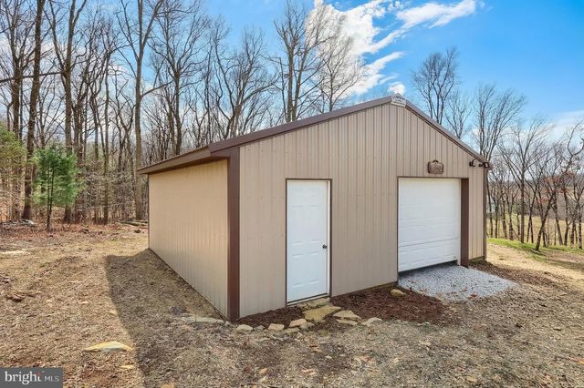 5010 ARNOLD RD, Glenville, PA 17329