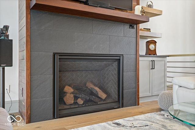 4852 Homestead Court, Zionsville, IN 46077