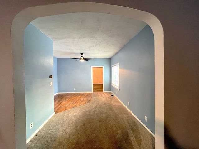 311 W Murray Avenue, White Pigeon, MI 49099