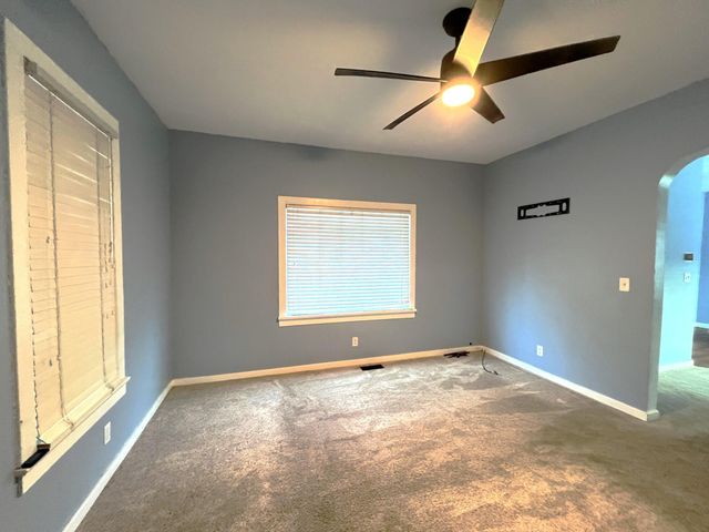 311 W Murray Avenue, White Pigeon, MI 49099