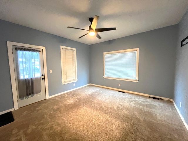 311 W Murray Avenue, White Pigeon, MI 49099