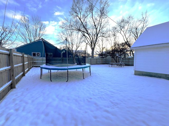 311 W Murray Avenue, White Pigeon, MI 49099