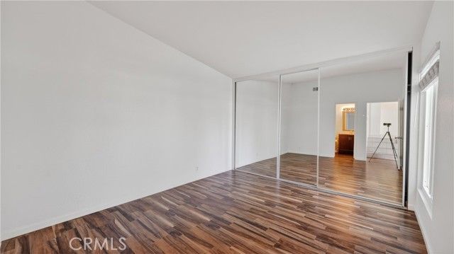 2600 W Segerstrom Avenue D, Santa Ana, CA 92704