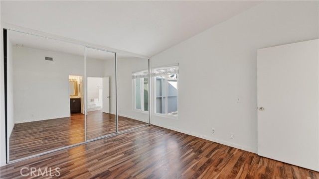 2600 W Segerstrom Avenue D, Santa Ana, CA 92704