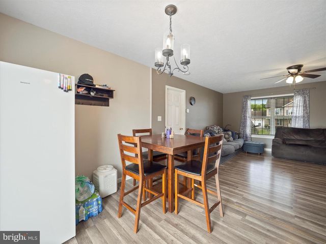 294 DINALI DR, Martinsburg, WV 25403