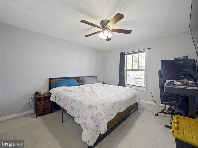 294 DINALI DR, Martinsburg, WV 25403