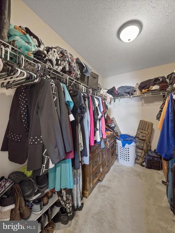 294 DINALI DR, Martinsburg, WV 25403
