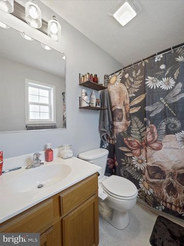 294 DINALI DR, Martinsburg, WV 25403