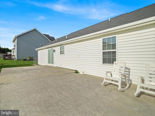 294 DINALI DR, Martinsburg, WV 25403